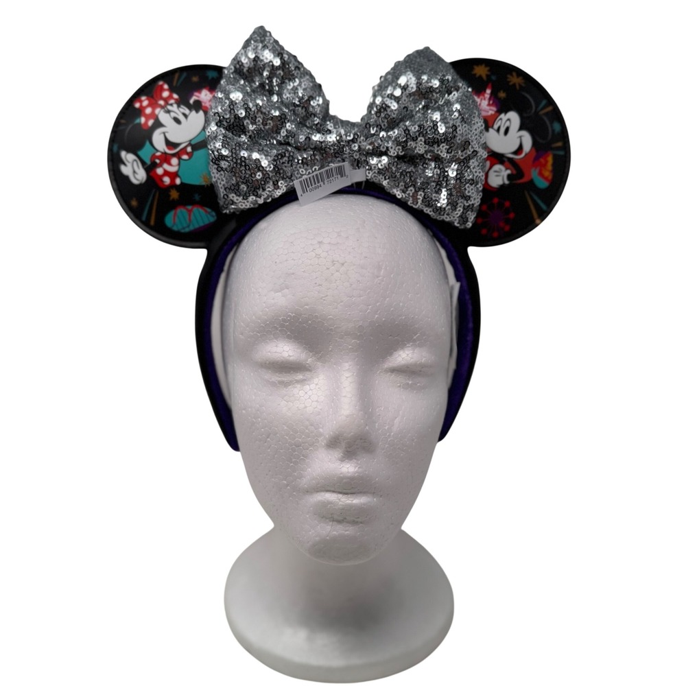 Disney Disneyland Resort 2026 Minnie Mouse Ear Headband Silver Sequin Bow NWT